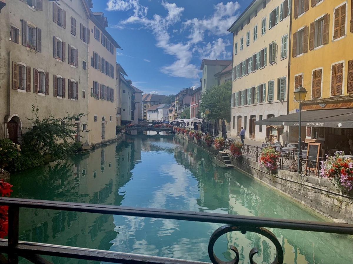 Atypique Sous Chateau Vieille Ville Annecy Luaran gambar